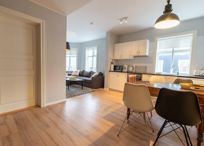 Baldur Apartments
